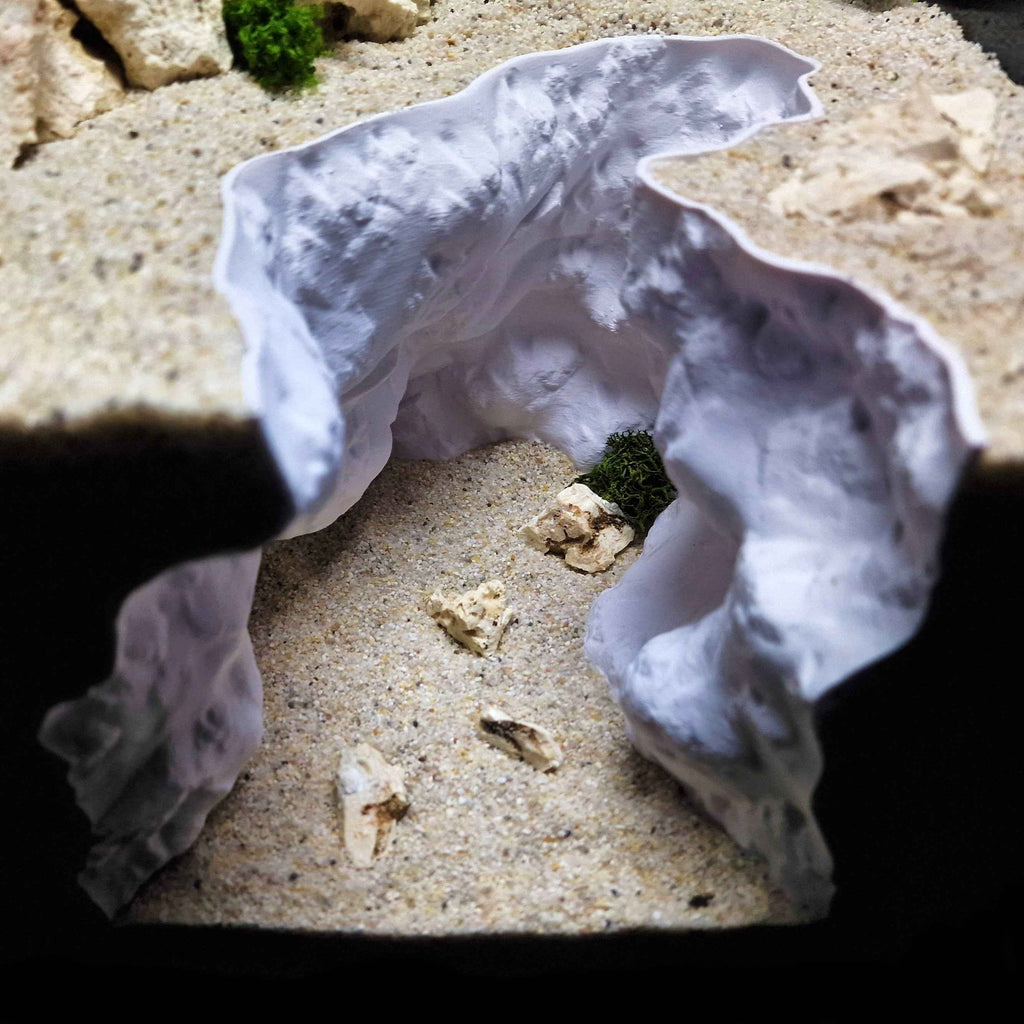 3D Printed Cave Decor – Deep Rift for Terrarium & Aquarium - Customizable Sizing - "Ripped Earth" Model
