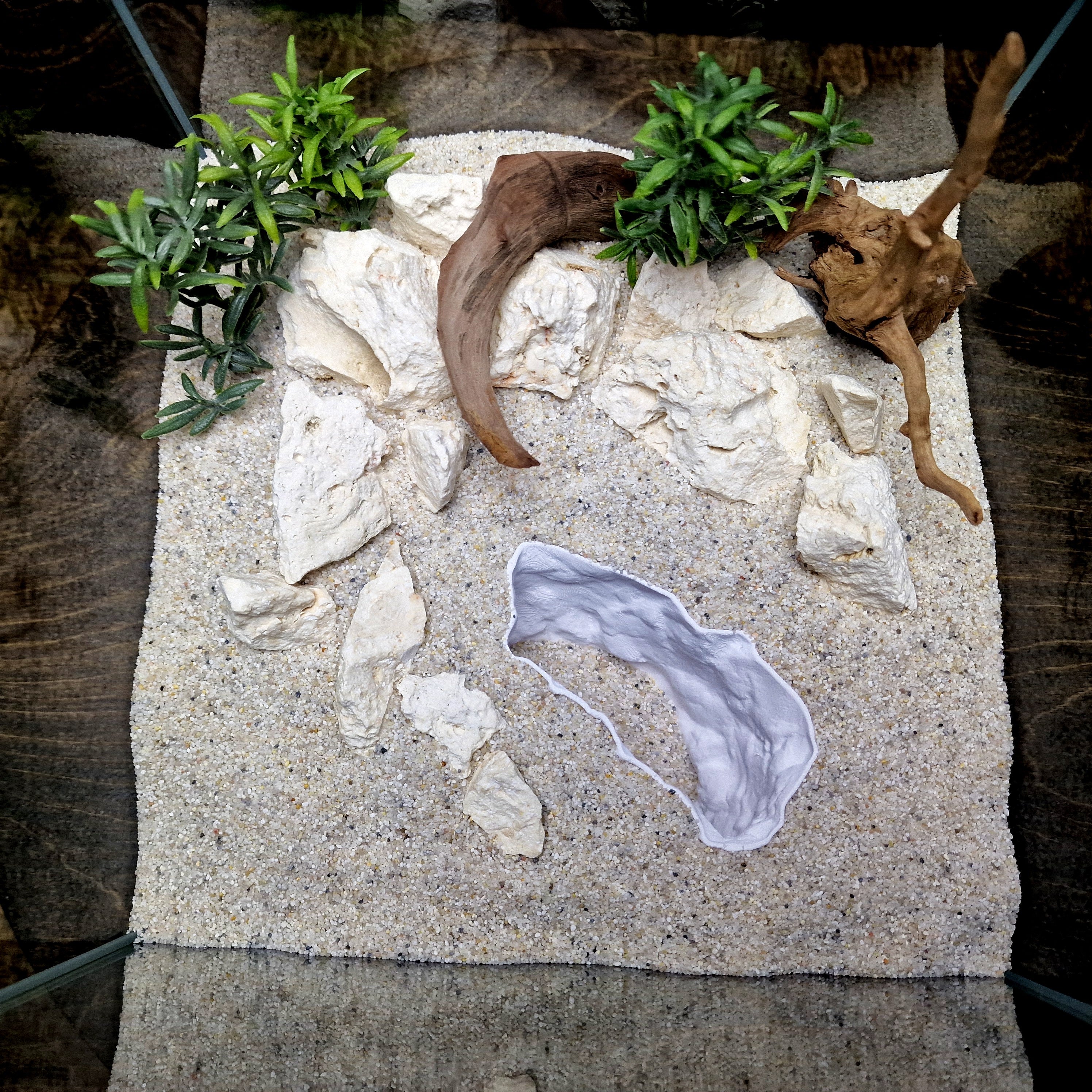 Aquarium Cave - Rock Hide for Cichlids & Axolotls and also for Terrariums – "Underground Ground" Model - PhD Aqua Fabrication
