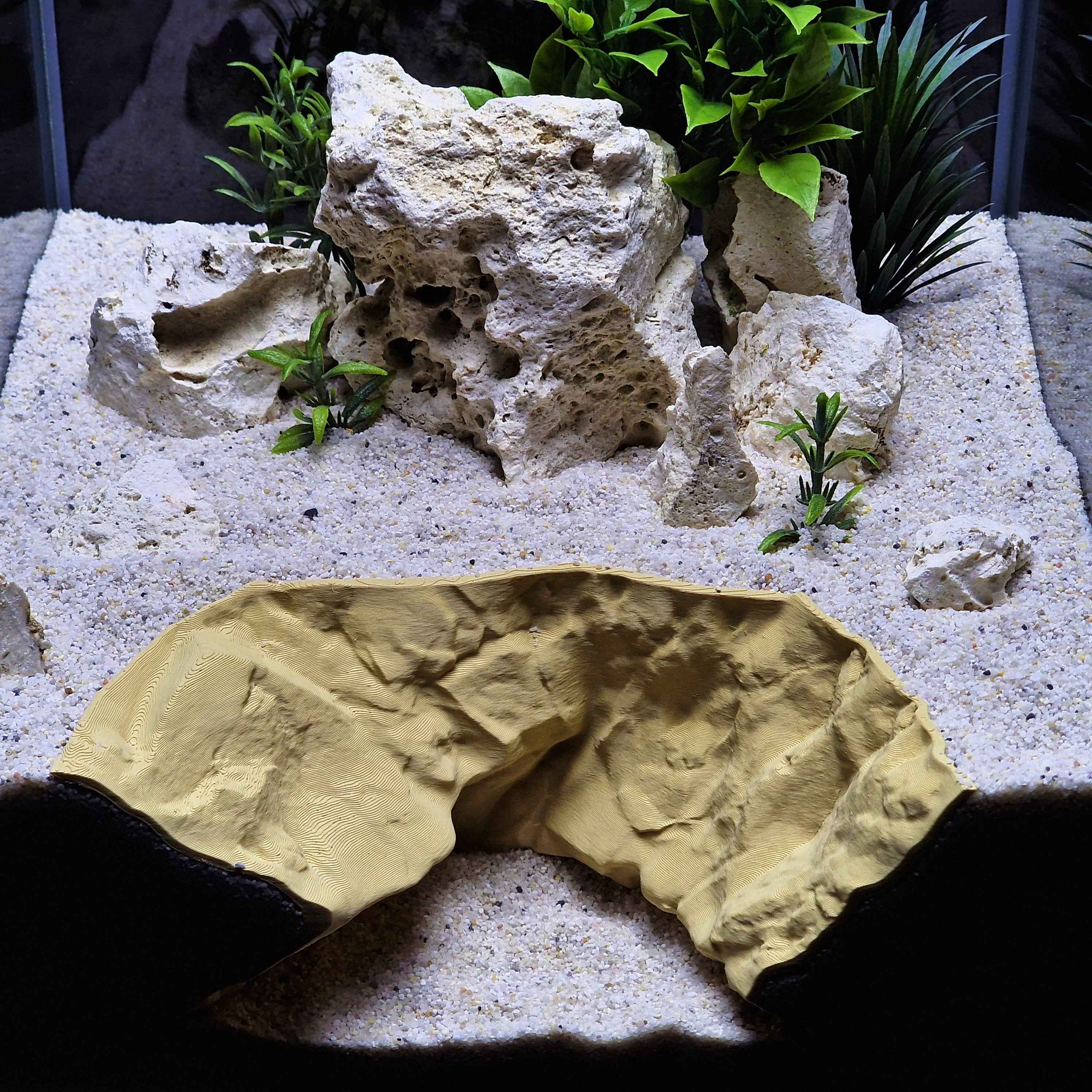 3D Printed Terrarium Rock Rift Feature – Hideout for Terrarium, Aquarium - Fully Customizable Sizing