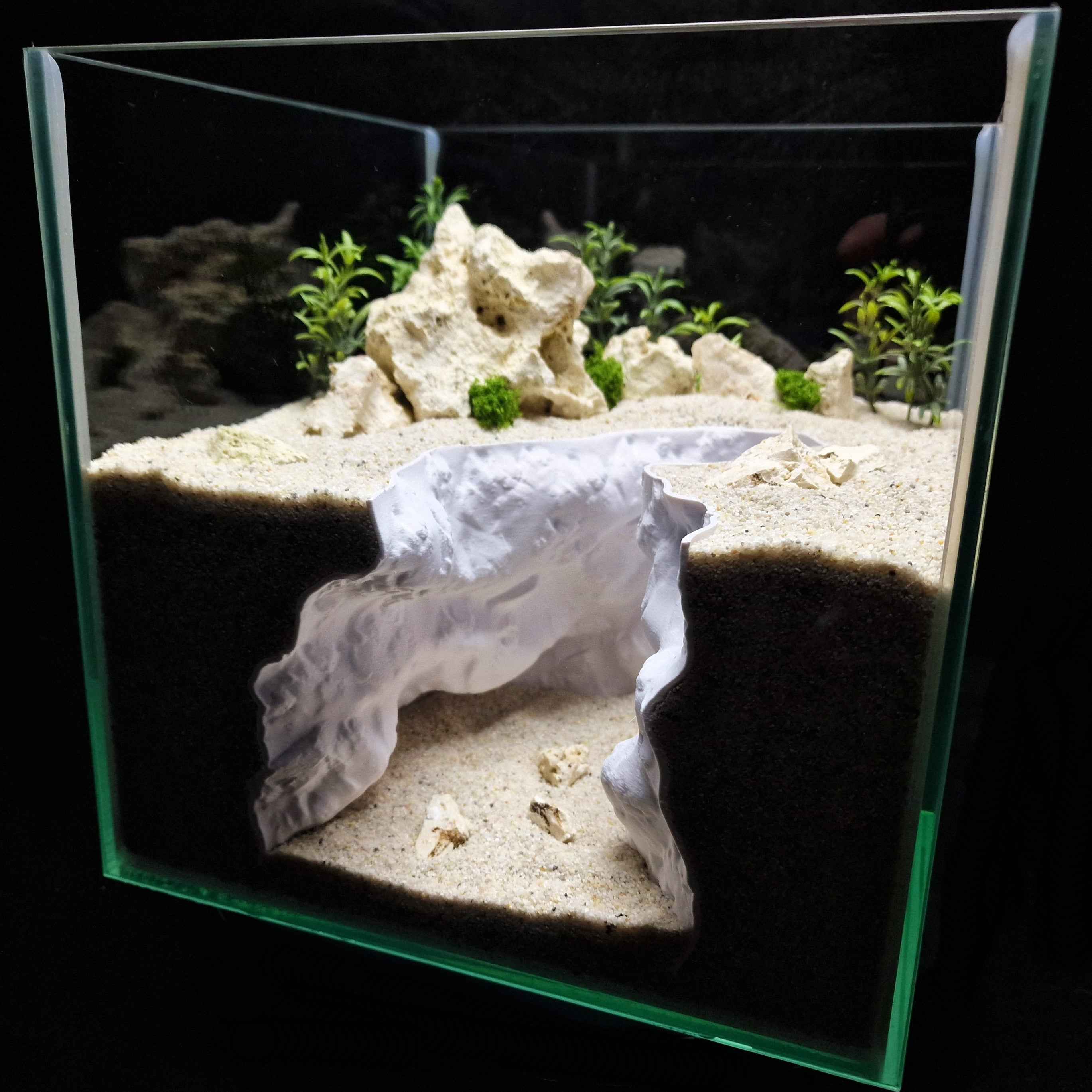 3D Printed Cave Decor – Deep Rift for Terrarium & Aquarium - Customizable Sizing - "Ripped Earth" Model