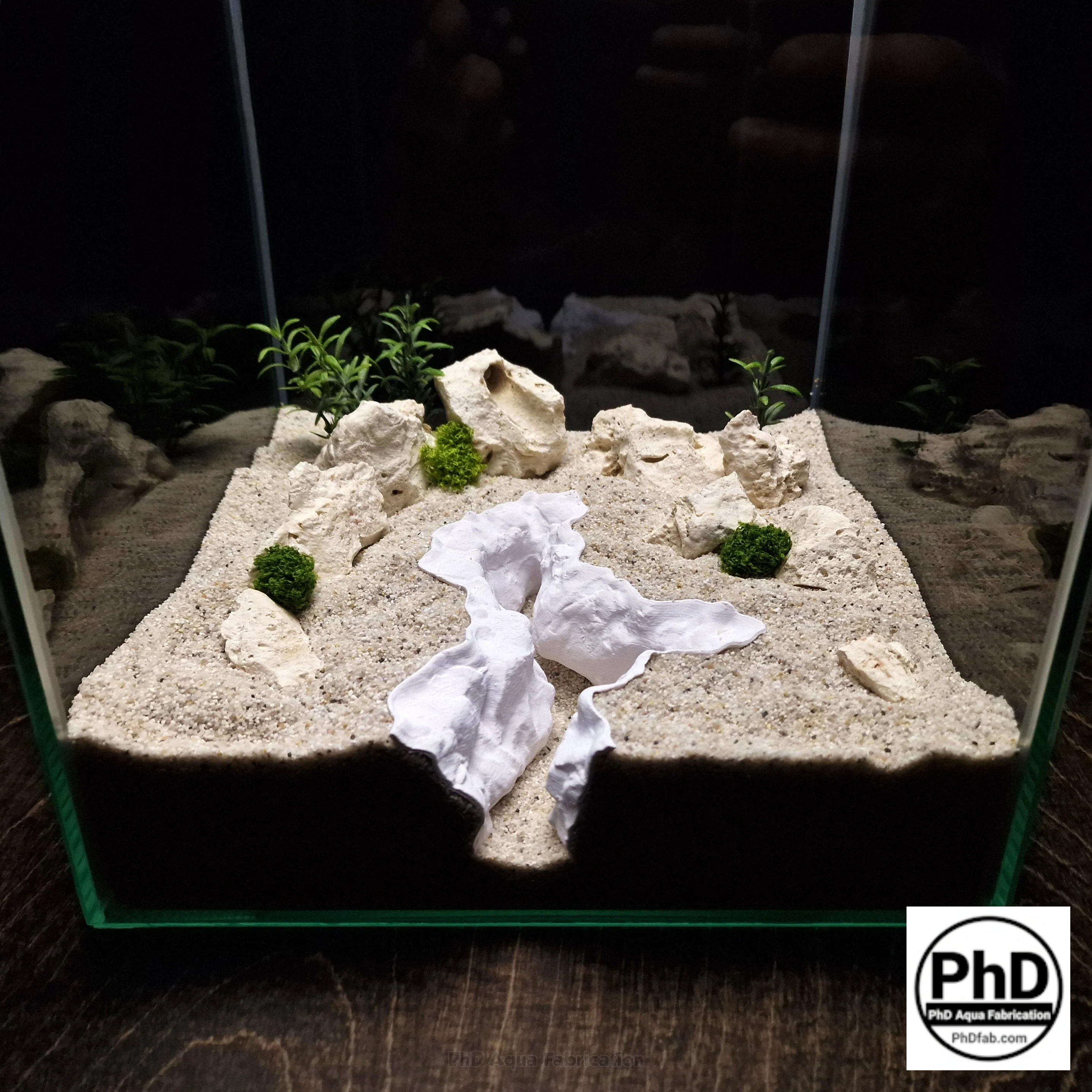 Aquarium Rift Decor - 3D Printed Rock Divider - Aquascaping Ornament & Reptile Terrarium Decoration - "Nowhere Hollow"
